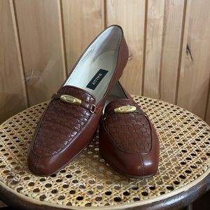 VINTAGE BALLY Vanessa brown leather basketweave slip on loafers gold Italy 8.5